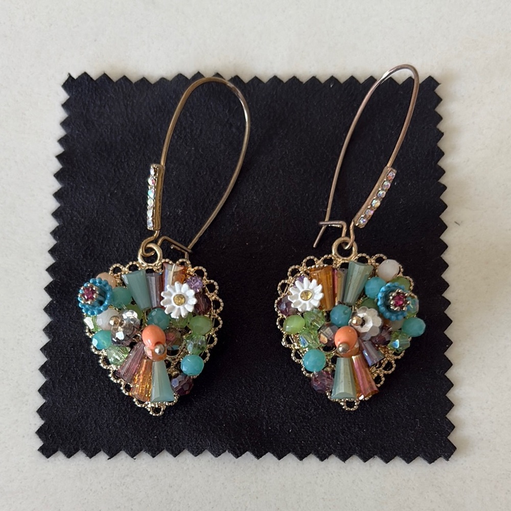 Betsey Johnson Gold and Green Heart Earrings
